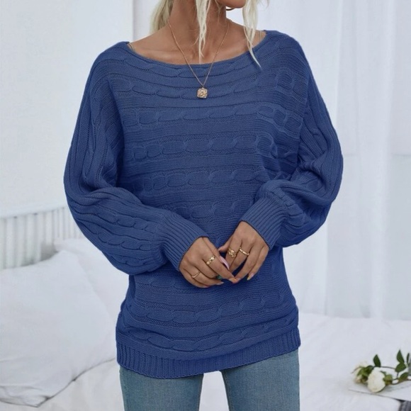 Luxe Cozy Cable Knit Oversized Sweater Top - Picture 4 of 14